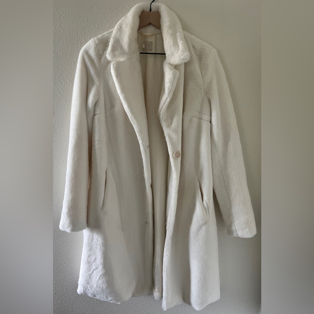 Soft Elegant Women's Long Collared Button Up Coat by W Collection